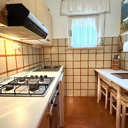 N295 - Numana, Trilocale A Due Passi Dal Centro